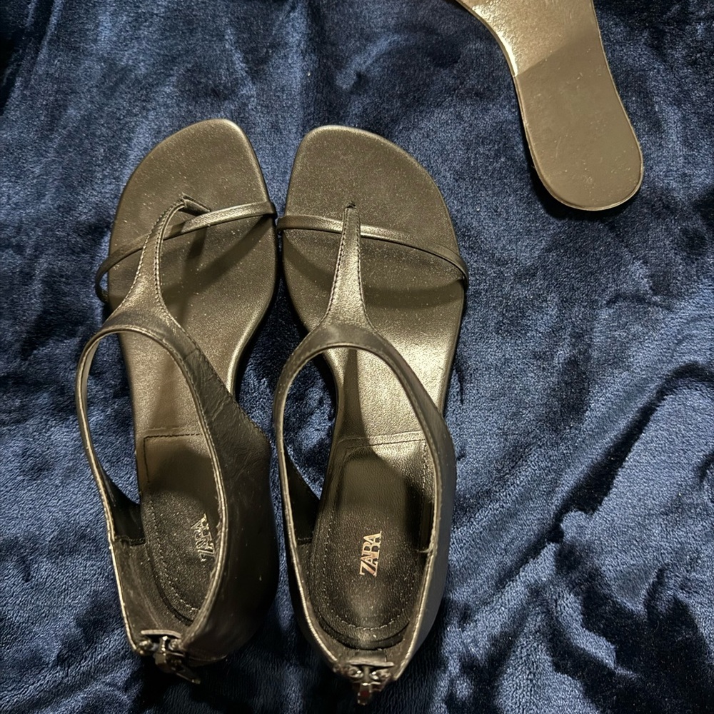 Zara Elegant Black Women's Sandals, new.